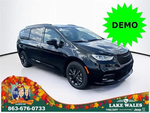 2025 Chrysler Pacifica L
