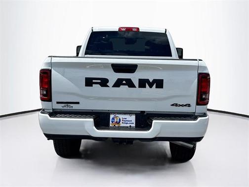 2025 RAM 2500 Big Horn Crew Cab 4x4 6'4' Box