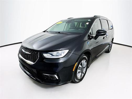 2021 Chrysler Pacifica Hybrid Touring L