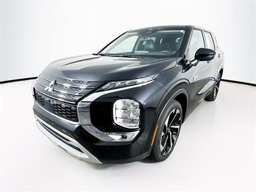 2023 Mitsubishi Outlander PHEV SE S-AWC