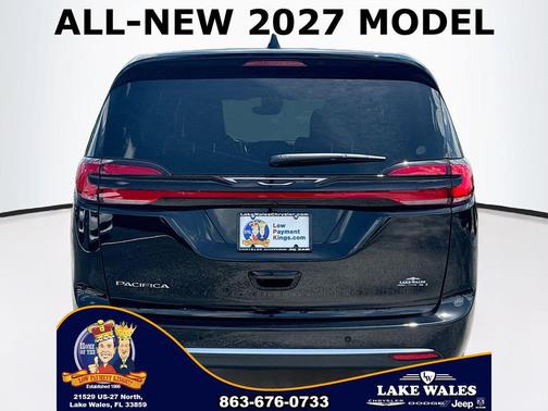 Diamond Black Crystal Pearlcoat 2027 Chrysler Pacifica L