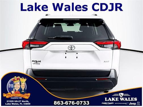 2020 Toyota RAV4 XLE