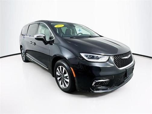 2022 Chrysler Pacifica Hybrid Limited