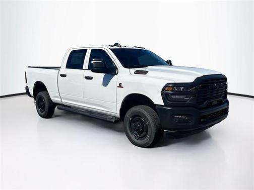 2026 RAM 2500 Tradesman Crew Cab 4x4 6'4' Box