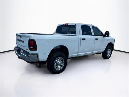 2025 RAM 2500 Tradesman Crew Cab 4x4 6'4' Box