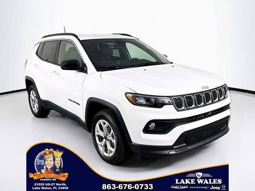 Bright White Clearcoat 2026 Jeep Compass Latitude