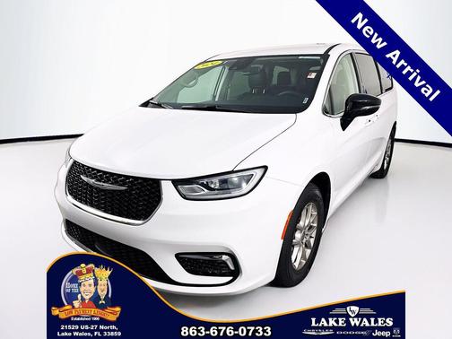 2024 Chrysler Pacifica Touring L