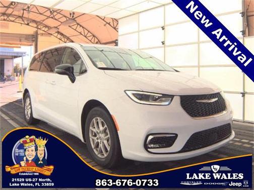 2024 Chrysler Pacifica Touring L