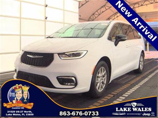 2024 Chrysler Pacifica Touring L