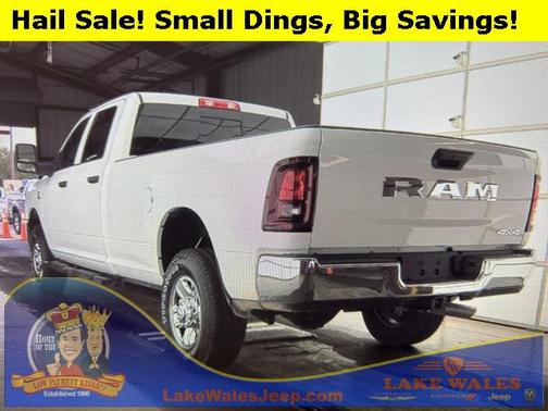 2025 RAM 3500 Tradesman Crew Cab 4x4 8' Box