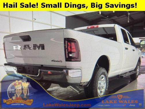 2025 RAM 3500 Tradesman Crew Cab 4x4 8' Box
