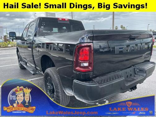 2025 RAM 2500 Tradesman Crew Cab 4x4 6'4' Box