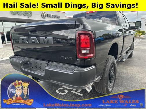 2025 RAM 2500 Tradesman Crew Cab 4x4 6'4' Box