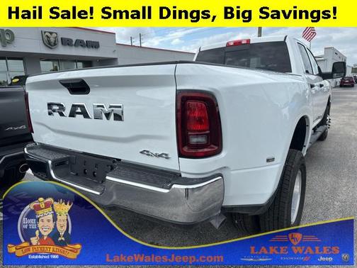 2025 RAM 3500 Tradesman Crew Cab 4x4 8' Box