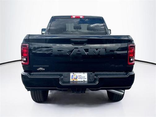 2025 RAM 2500 Big Horn Crew Cab 4x4 6'4' Box