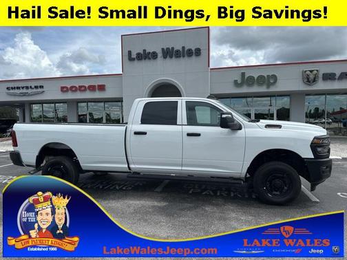 2025 RAM 2500 Tradesman Crew Cab 4x4 8' Box