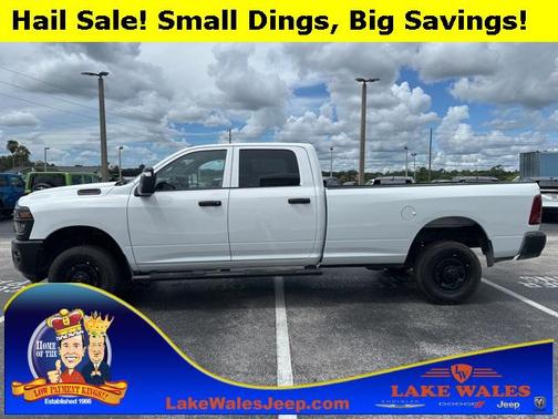 2025 RAM 2500 Tradesman Crew Cab 4x4 8' Box