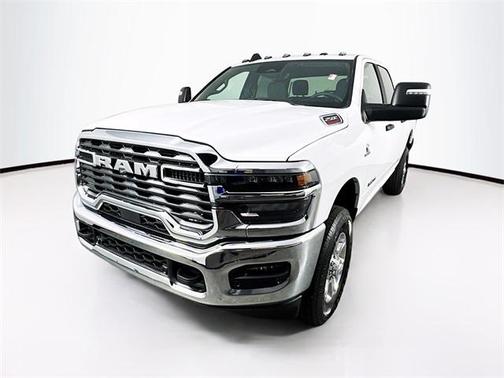 2025 RAM 2500 Big Horn Crew Cab 4x4 6'4' Box
