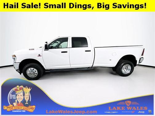 2025 RAM 3500 Tradesman Crew Cab 4x4 8' Box