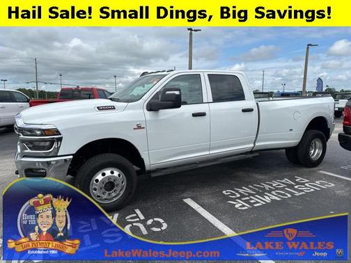 2025 RAM 3500 Tradesman Crew Cab 4x4 8' Box