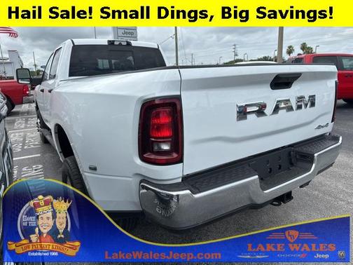 2025 RAM 3500 Tradesman Crew Cab 4x4 8' Box