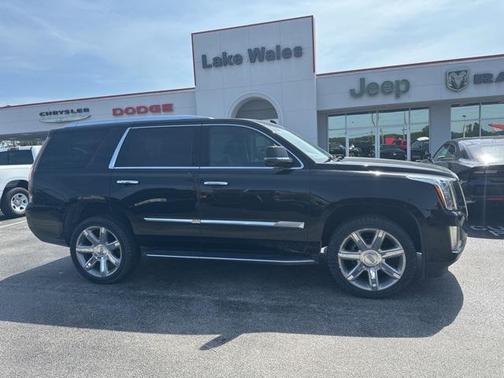 2018 Cadillac Escalade Luxury
