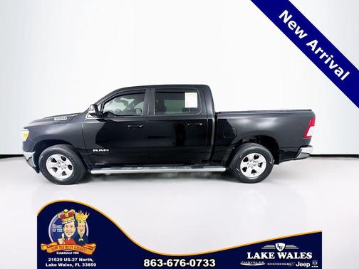 Diamond Black Crystal Pearlcoat 2022 RAM 1500 Big Horn/Lone Star