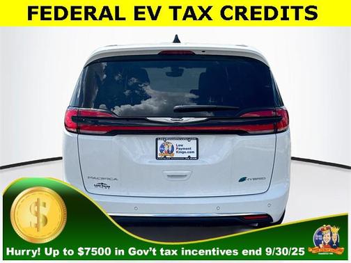 2025 Chrysler Pacifica Hybrid Select