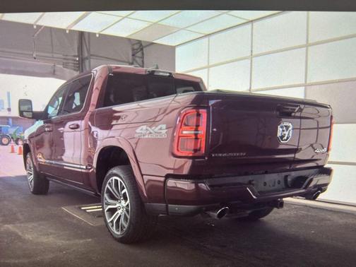 Delmonico Red Pearlcoat 2025 RAM 1500 ST