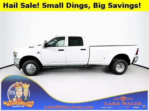 2025 RAM 3500 Tradesman Crew Cab 4x4 8' Box