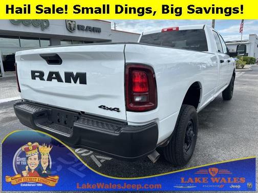 2025 RAM 2500 Tradesman Crew Cab 4x4 8' Box