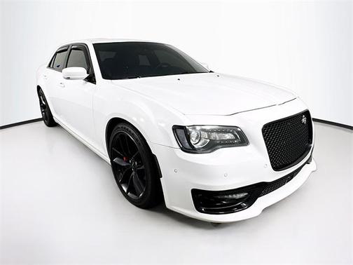 2023 Chrysler 300 C