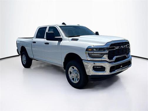 2025 RAM 2500 Tradesman Crew Cab 4x4 6'4' Box