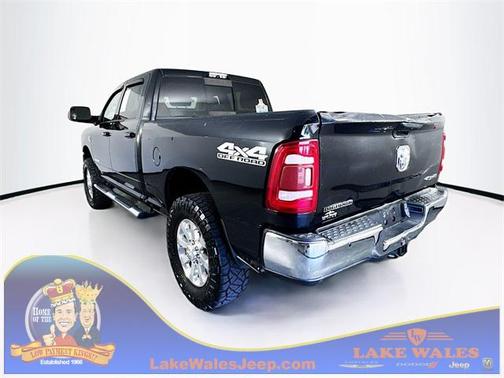 2020 RAM 2500 Big Horn Crew Cab 4X4 6'4' Box