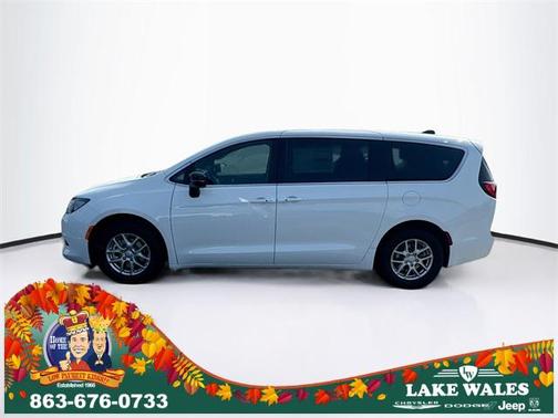 2025 Chrysler Voyager LX