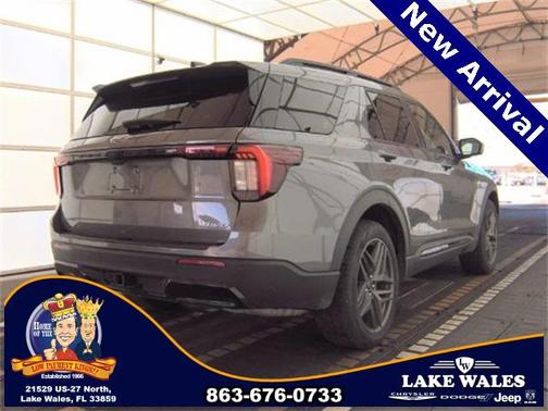 2025 Ford Explorer ST-Line