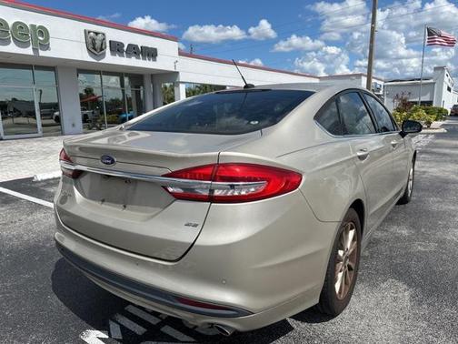 2017 Ford Fusion SE