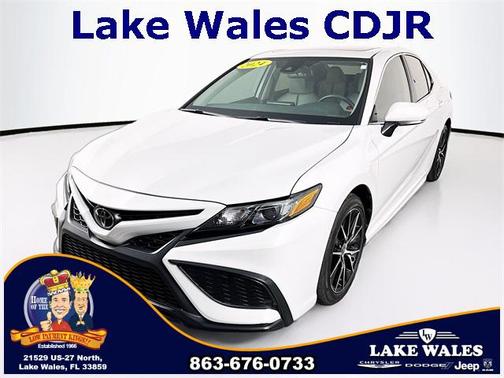 2024 Toyota Camry SE