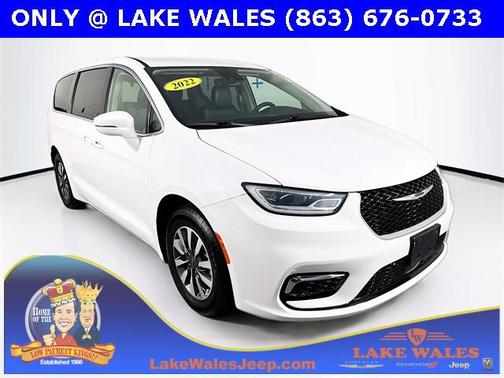 2022 Chrysler Pacifica Hybrid Touring L