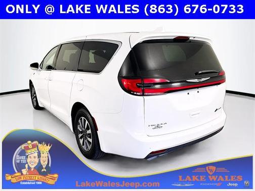 2022 Chrysler Pacifica Hybrid Touring L