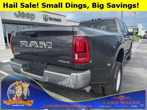 2025 RAM 3500 Tradesman Crew Cab 4x4 8' Box