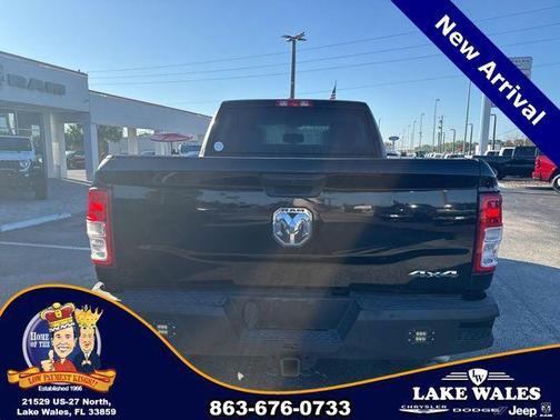 Diamond Black Crystal Pearlcoat 2020 RAM 2500 Tradesman Crew Cab 4x4 6'4' Box