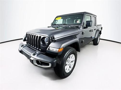 2023 Jeep Gladiator Sport S