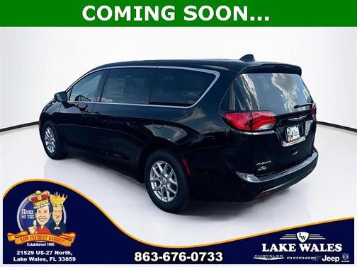 2025 Chrysler Voyager LX