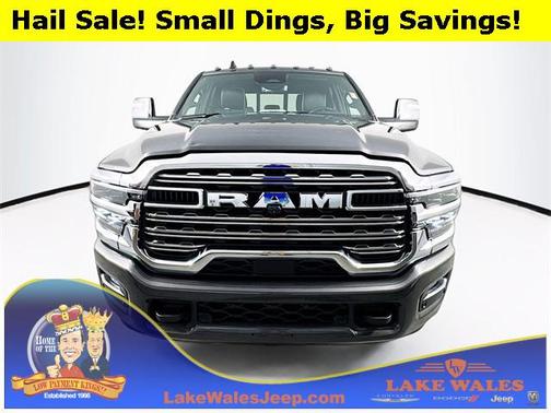 2025 RAM 3500 Limited Crew Cab 4x4 8' Box