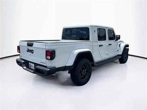 2025 Jeep Gladiator High Tide