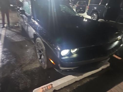 Pitch Black Clearcoat 2019 Dodge Challenger SXT