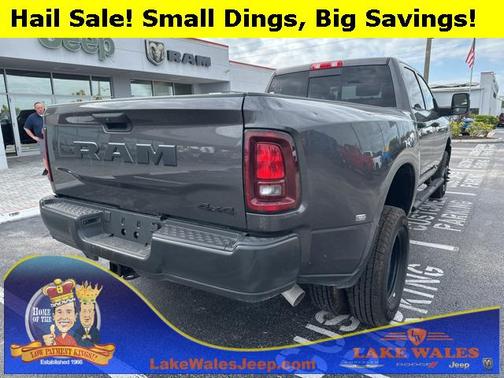 2025 RAM 3500 Tradesman Crew Cab 4x4 8' Box
