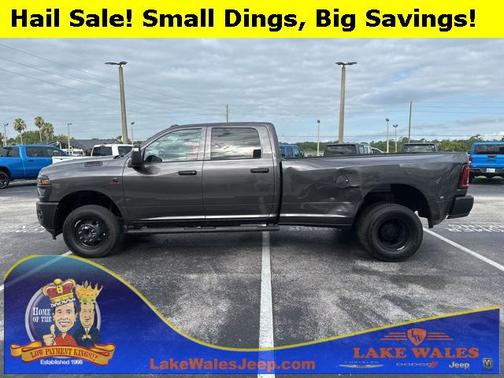 2025 RAM 3500 Tradesman Crew Cab 4x4 8' Box