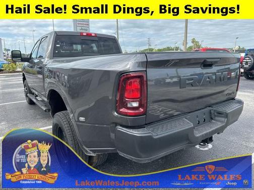2025 RAM 3500 Tradesman Crew Cab 4x4 8' Box